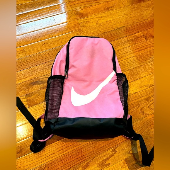Nike Handbags - Nike pink backpack